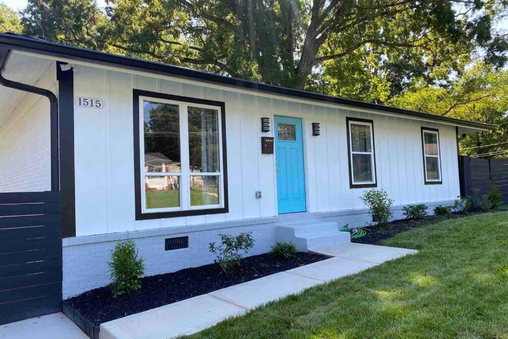 Modern Home Near Uptown Clt, Airport And More 샬럿 외부 사진