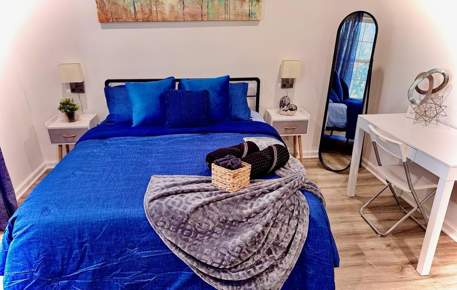 Modern Home Near Uptown Clt, Airport And More 샬럿 외부 사진
