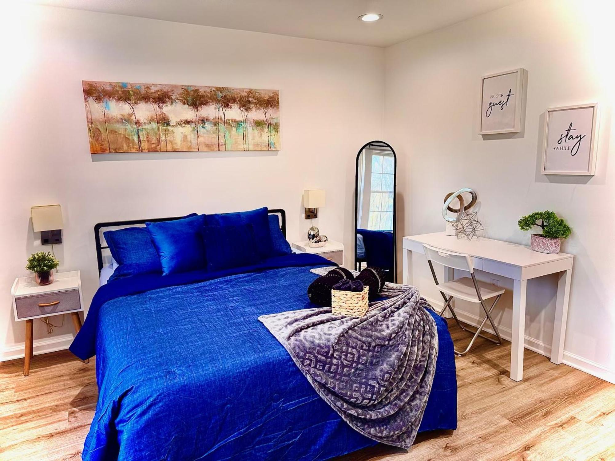 Modern Home Near Uptown Clt, Airport And More 샬럿 외부 사진